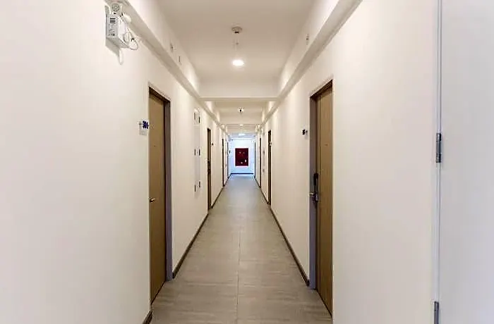 P9 Ratchada Hotel 3*